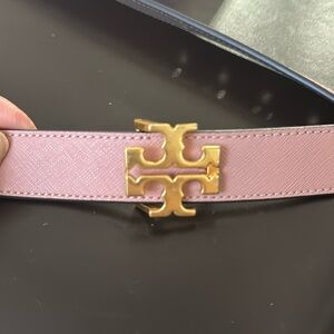 Tory Burch logo reversible 1” belt size XL